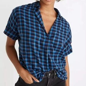 Madewell women’s short‎ sleeve blue plaid shirt w/banded sleeves Sz-XS. Y8